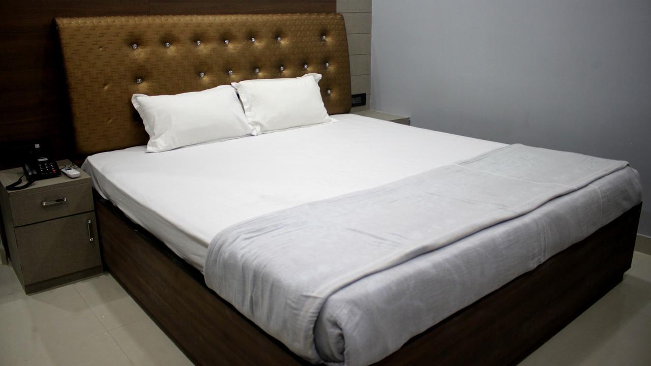 Hotel Shreemoyee Inn - Kamakhya Temple Guwahati Zewnętrze zdjęcie