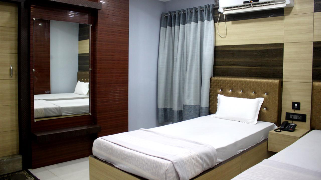 Hotel Shreemoyee Inn - Kamakhya Temple Guwahati Zewnętrze zdjęcie